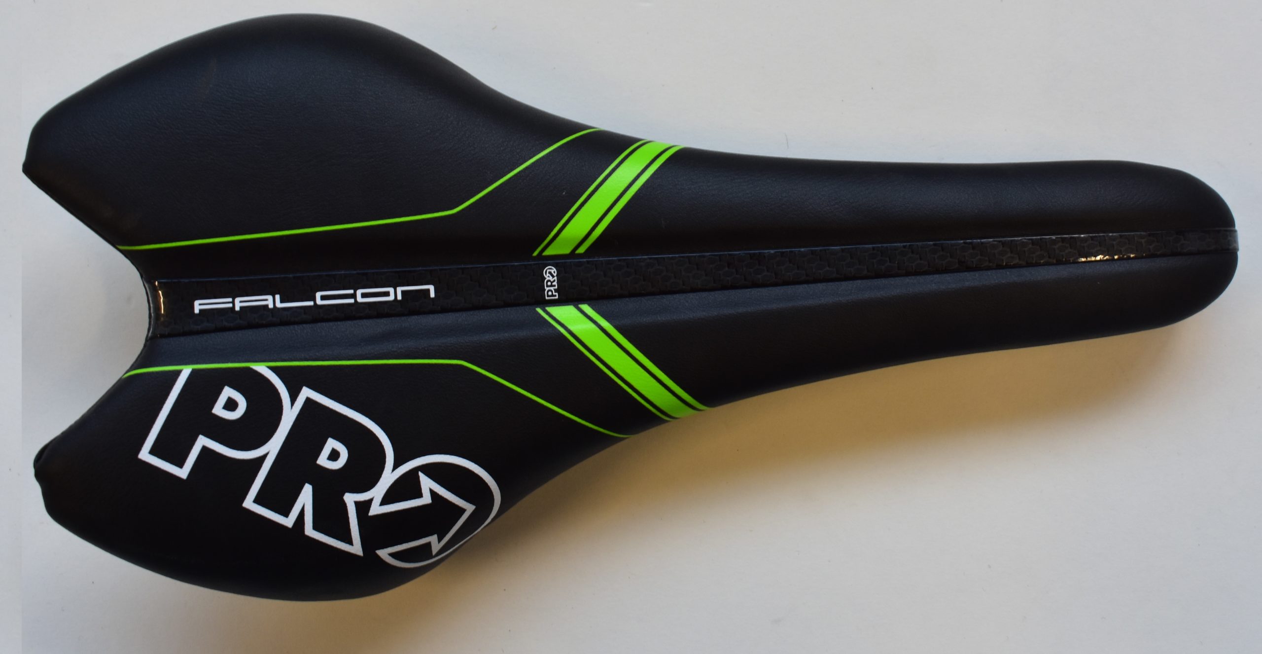 Bewolkt Onbekwaamheid focus Pro Falcon carbon 132mm fietszadel | Wijverkopentweedehandsfietsen.nl