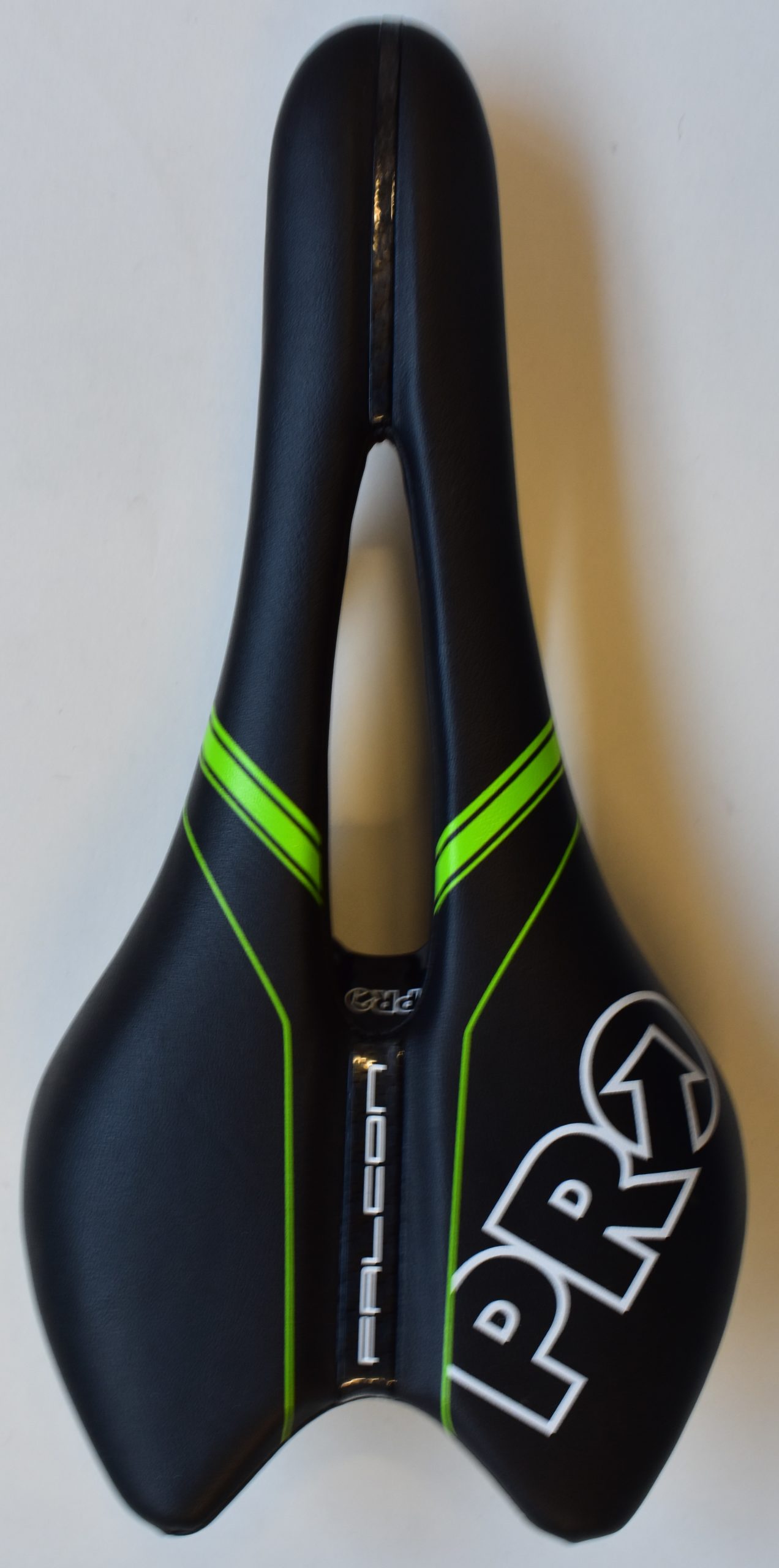 Pro Falcon titanium 132mm fietszadel-_-www.wijverkopentweedehandsfietsen.nl
