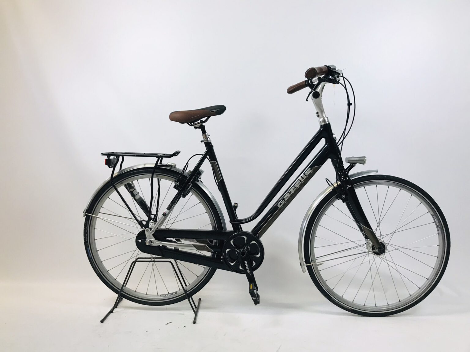 Gazelle Ultimate C3 Toer Damesfiets Maat 56 Cm gazelle-ultimate-c3-toer-damesfiets-maat-56-cm