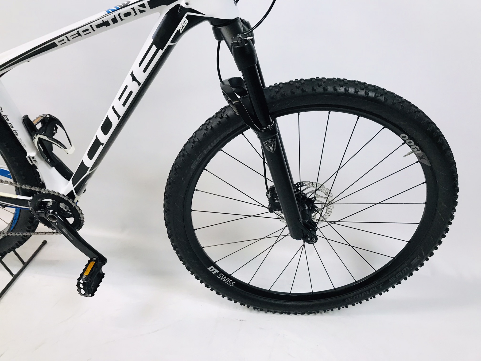 Schoolonderwijs Op het randje heroïne Cube Raction 29 carbon mountainbike maat 43 cm |  Wijverkopentweedehandsfietsen.nl