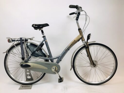 Batavus damesfiets goedkoop wijverkopentweedehandsfietsen.nl/