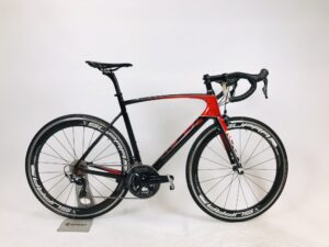 Koga Kimera Road Premium https://www.wijverkopentweedehandsfietsen.nl/