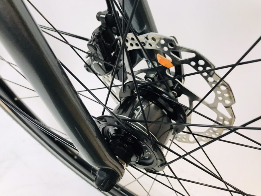 Shimano Deore XT naafdynamo https://www.wijverkopentweedehandsfietsen.nl/