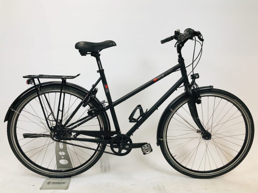 VSF FAHRRADMANUFATUR T300 belddrive damesfiets L - 56cm