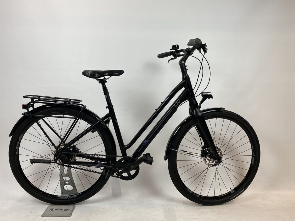 GIANT LIV Riemaandrijving damesfiets XS-46cm MatZwart