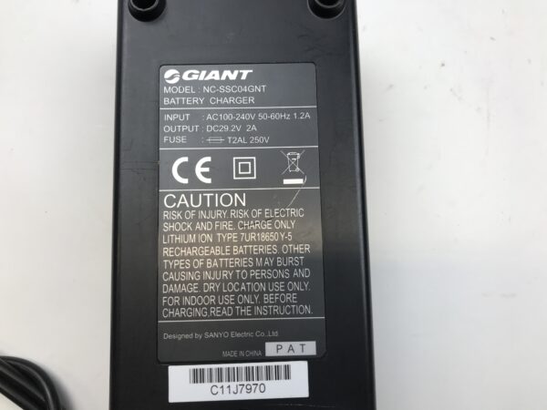 GIANT Twist ebike oplader 4 pins QQE048-7CH02-L - Afbeelding 4