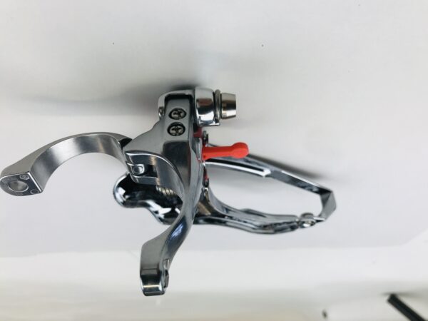 SHIMANIO Vintage Trippel voorderailleur 9/10 en 11 speed. Klemmaat 31.8 - Afbeelding 4