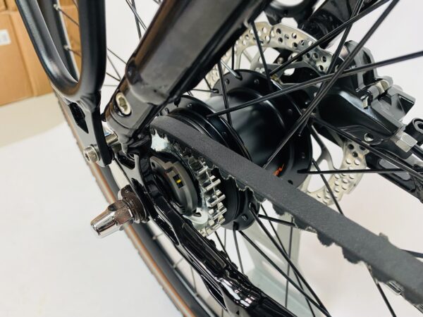 CORTINA Mozzo damesfiets L-57cm schijfrem+naafdynamo - Afbeelding 3