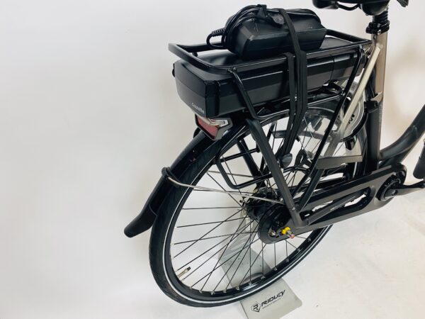 GAZELLE Orange Ebike damesfiets L-57cm (11AH/396WH 2625 km) - Afbeelding 7