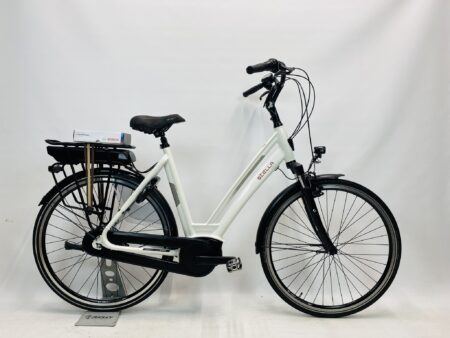 STELLA Cosmo Bosch ebike damesfiets L-57cm - 400WH - 6778km